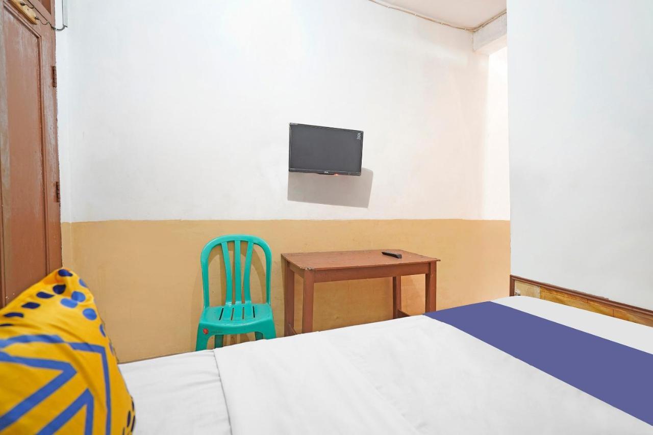 Spot On 91444 Hotel Arimbi Bandung Bagian luar foto
