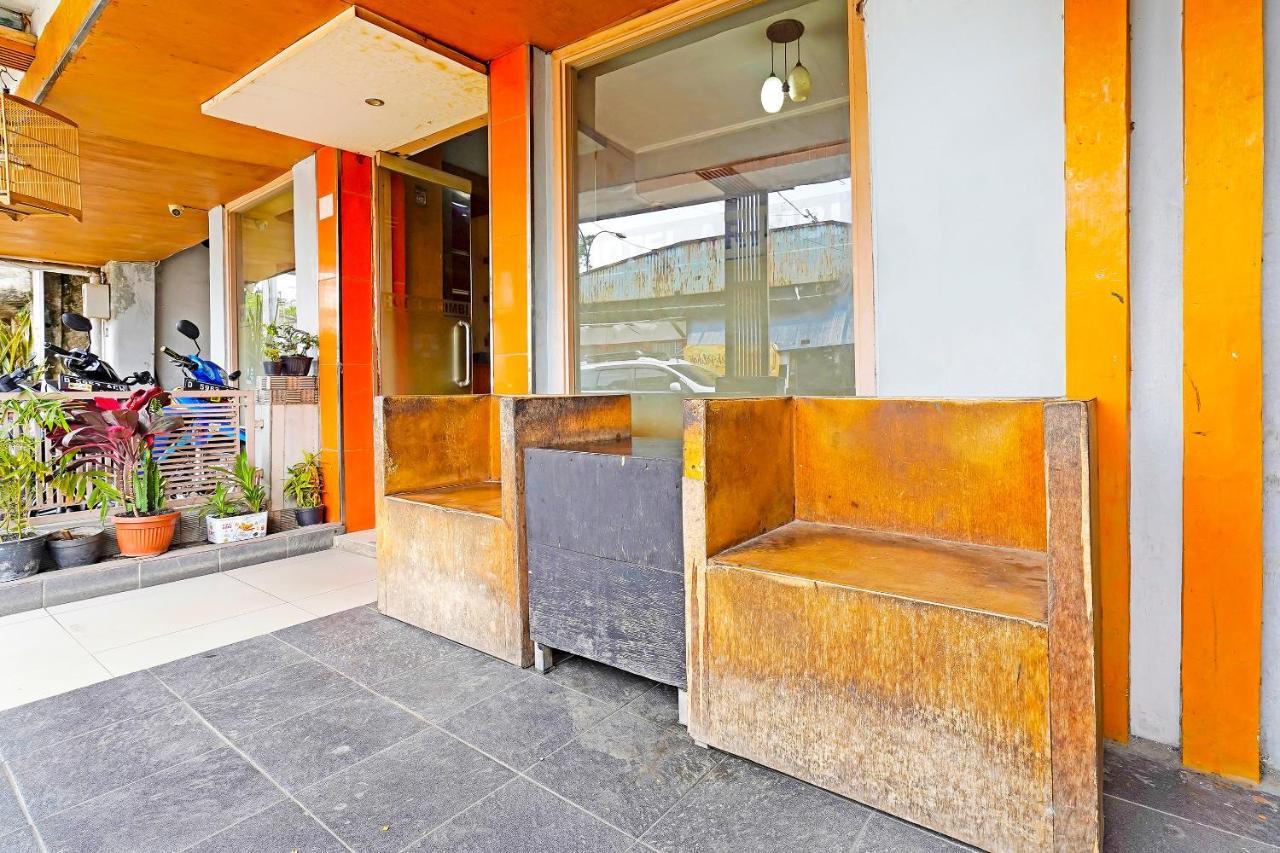 Spot On 91444 Hotel Arimbi Bandung Bagian luar foto