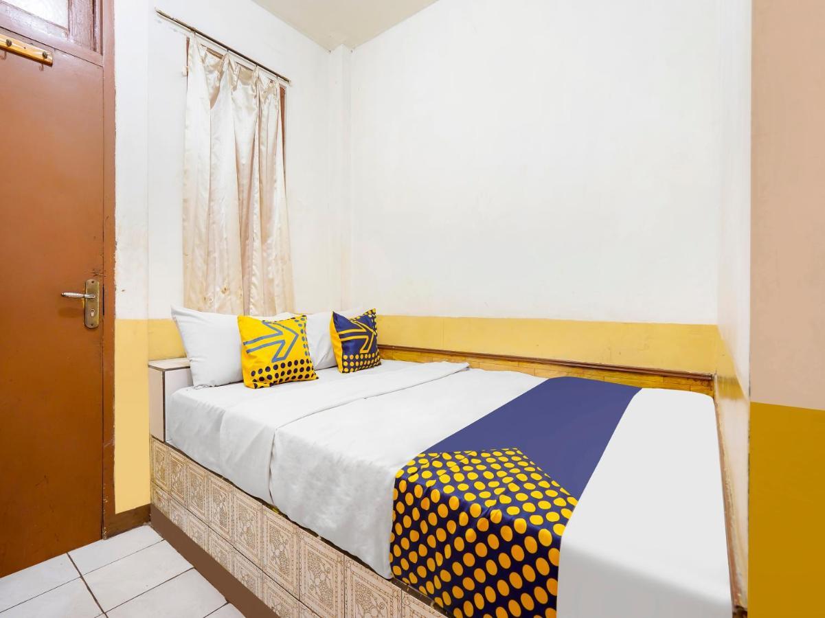 Spot On 91444 Hotel Arimbi Bandung Bagian luar foto